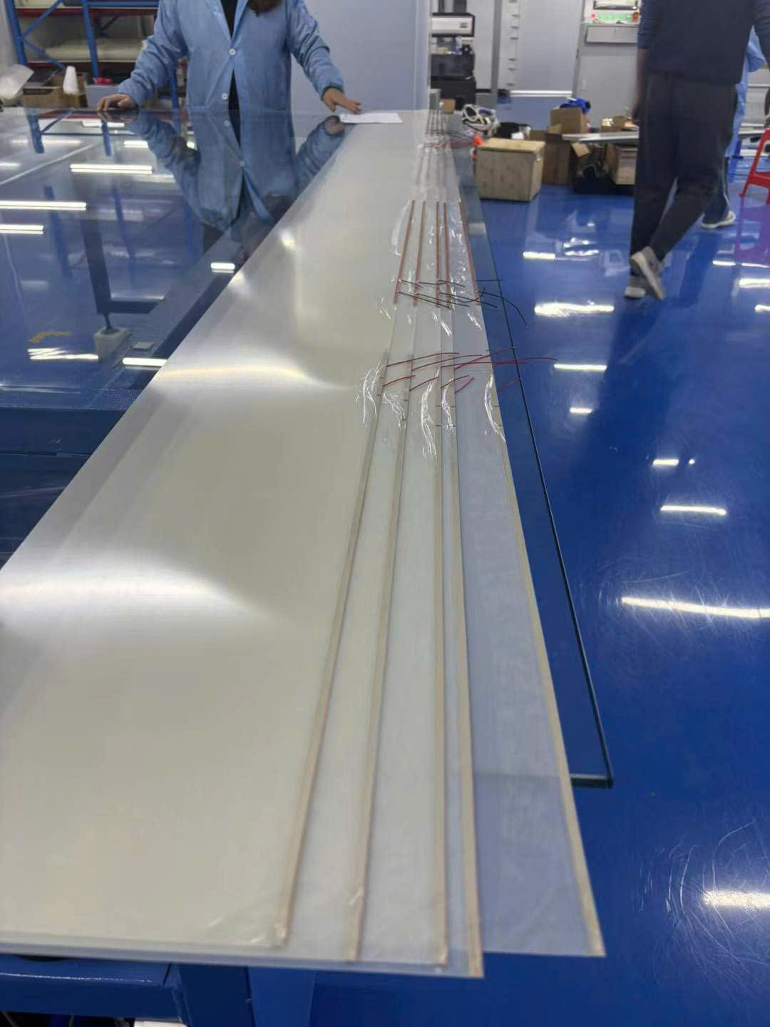 Kính Điện Trong 92%